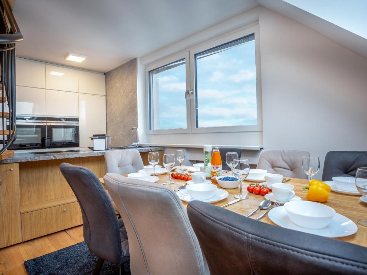 Mark'S Penthouse Apartments Managed By Sky9 Apartments Виена Екстериор снимка